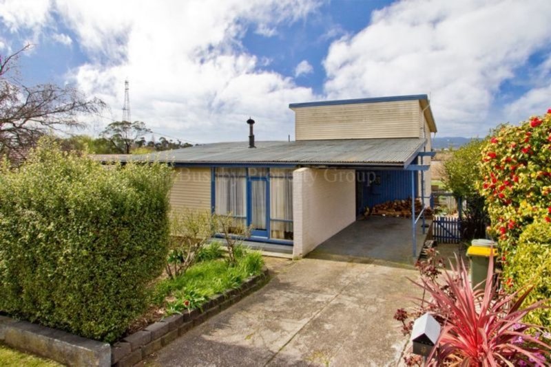 Photo - 9 Valley Street, Trevallyn TAS 7250 - Image 5