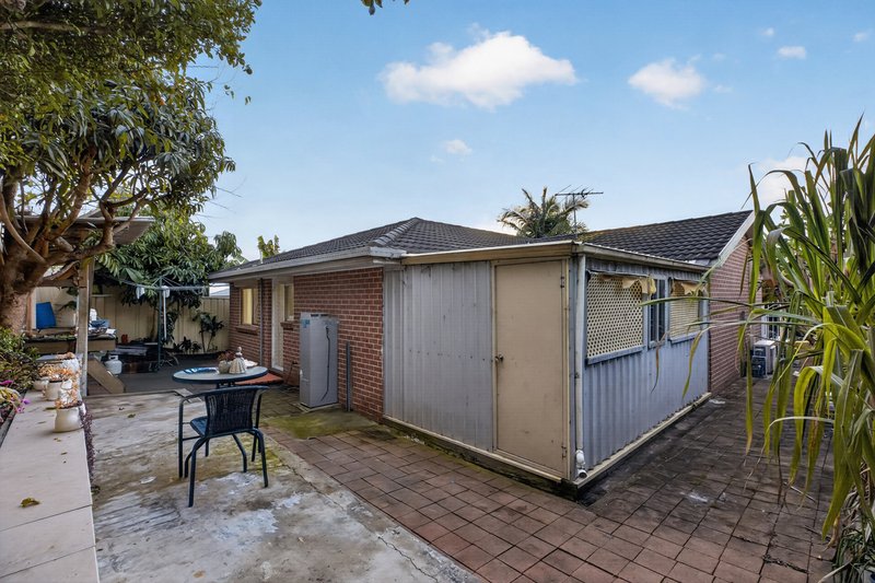 Photo - 9 Vanessa Place, Macquarie Fields NSW 2564 - Image 15