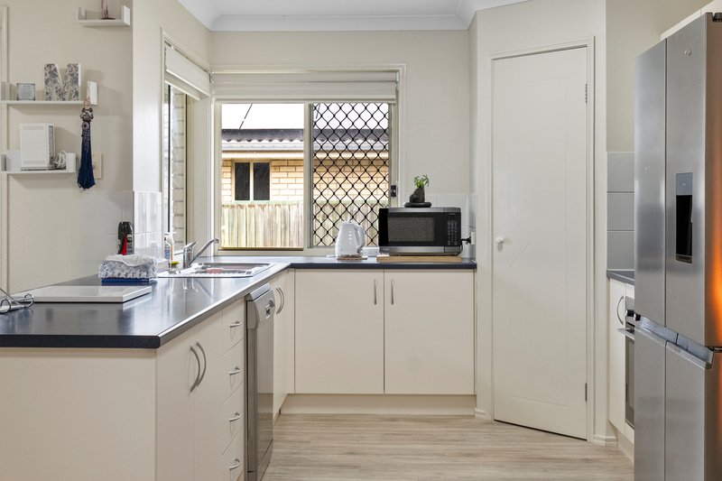 Photo - 9 Varley Street, Lowood QLD 4311 - Image 10