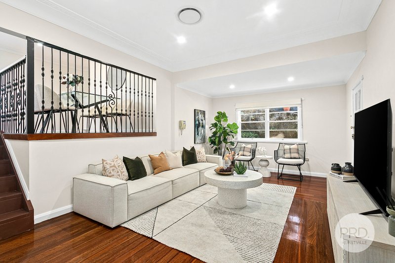Photo - 9 Vaughan Street, Blakehurst NSW 2221 - Image 2