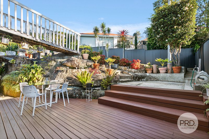 Photo - 9 Vaughan Street, Blakehurst NSW 2221 - Image 9