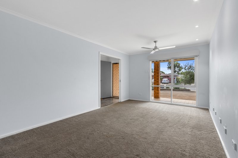 Photo - 9 Veale Street, Gawler West SA 5118 - Image 9
