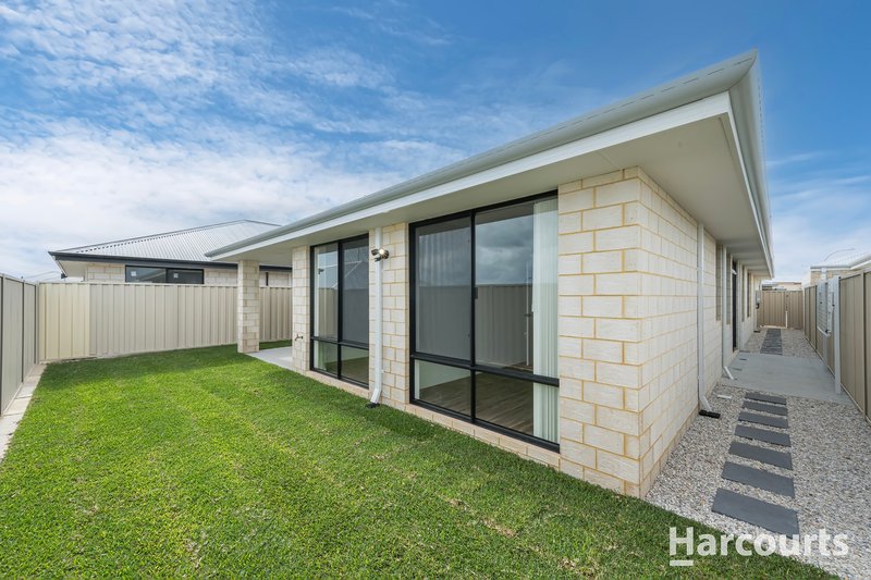 Photo - 9 Venetian Road, Eglinton WA 6034 - Image 25