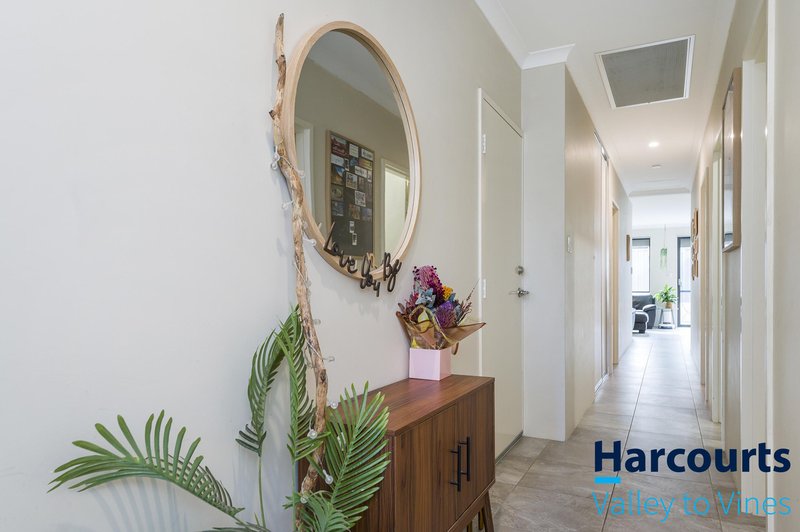 Photo - 9 Vermilion Vista, Brabham WA 6055 - Image 2