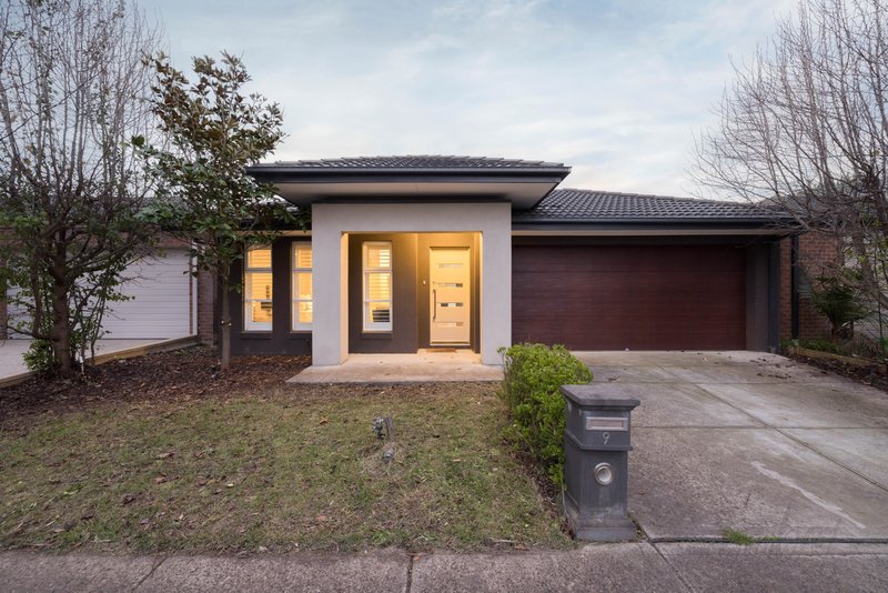 9 Vichy Avenue, Doreen VIC 3754