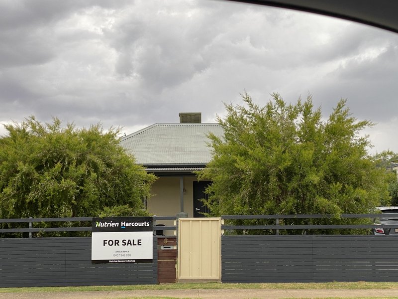 Photo - 9 Victor Street, Cowra NSW 2794 - Image 8