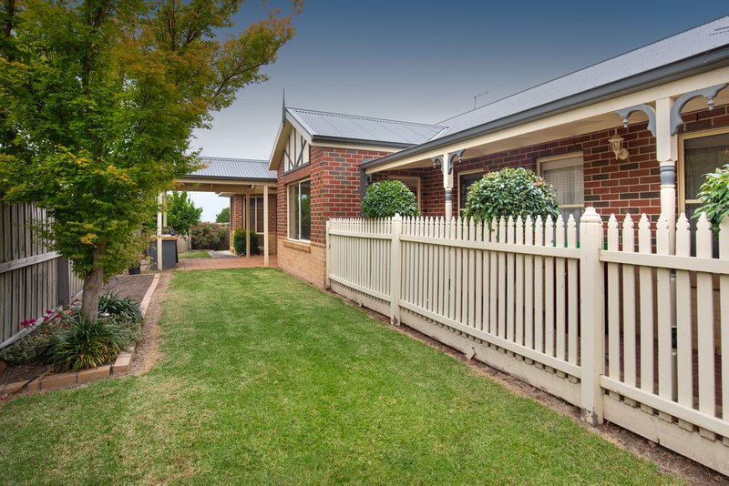 Photo - 9 Viewgrand Drive, Berwick VIC 3806 - Image 20