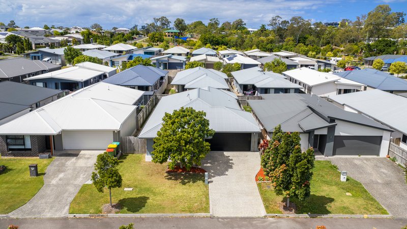 Photo - 9 Village Boulevard, Pimpama QLD 4209 - Image 31
