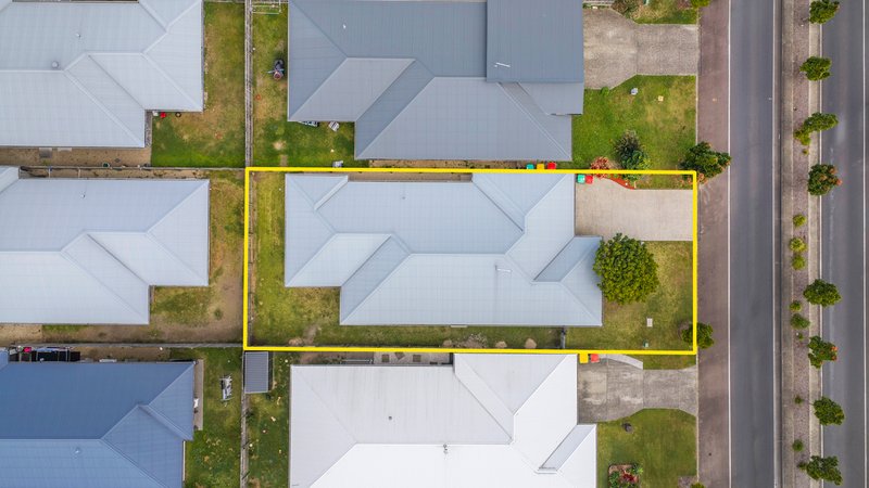 Photo - 9 Village Boulevard, Pimpama QLD 4209 - Image 33