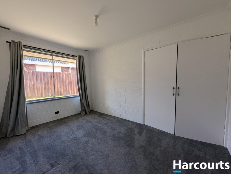 Photo - 9 Viscount Way, Forest Hill VIC 3131 - Image 6