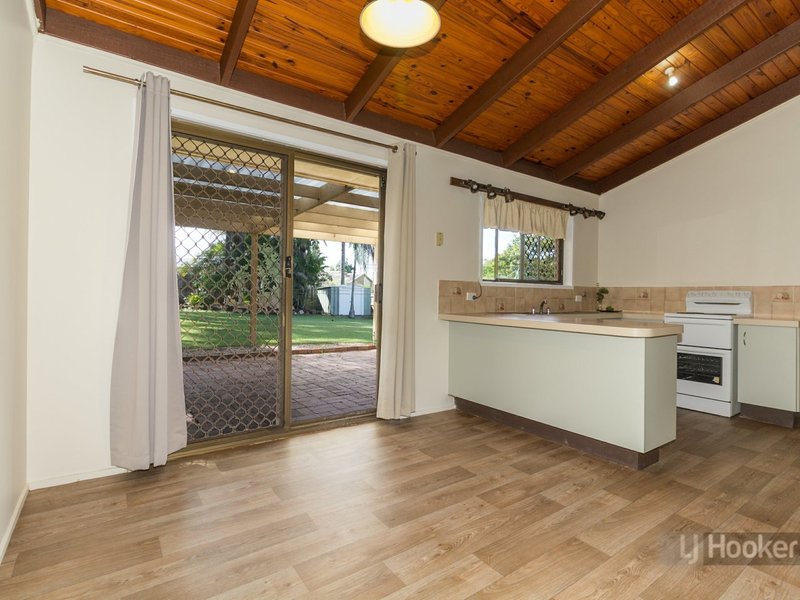 Photo - 9 Volant Street, Regents Park QLD 4118 - Image 7