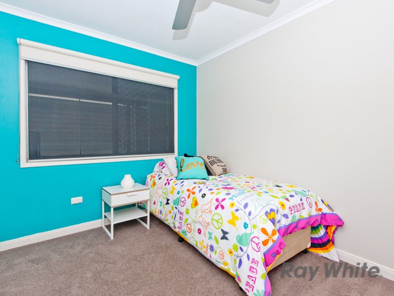 Photo - 9 Wairoa Drive, Strathpine QLD 4500 - Image 10