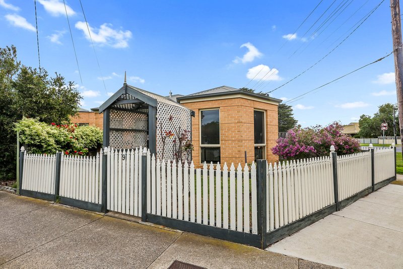 Photo - 9 Walkers Road, Lara VIC 3212 - Image 2