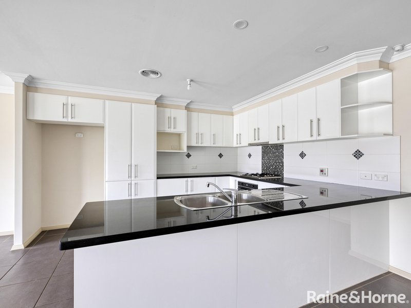 Photo - 9 Walpole Close, Kelso NSW 2795 - Image 2