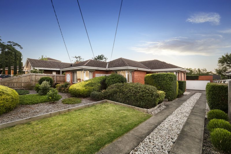 9 Walton Heath Crescent, Mount Waverley VIC 3149