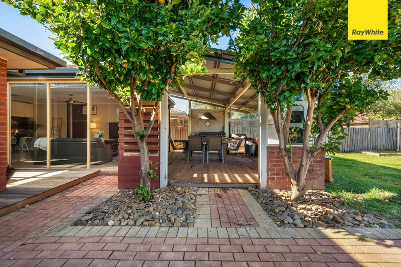 Photo - 9 Walton Street, Melton South VIC 3338 - Image 25