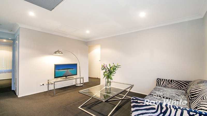 Photo - 9 Wanaaring Terrace, Glenwood NSW 2768 - Image 7