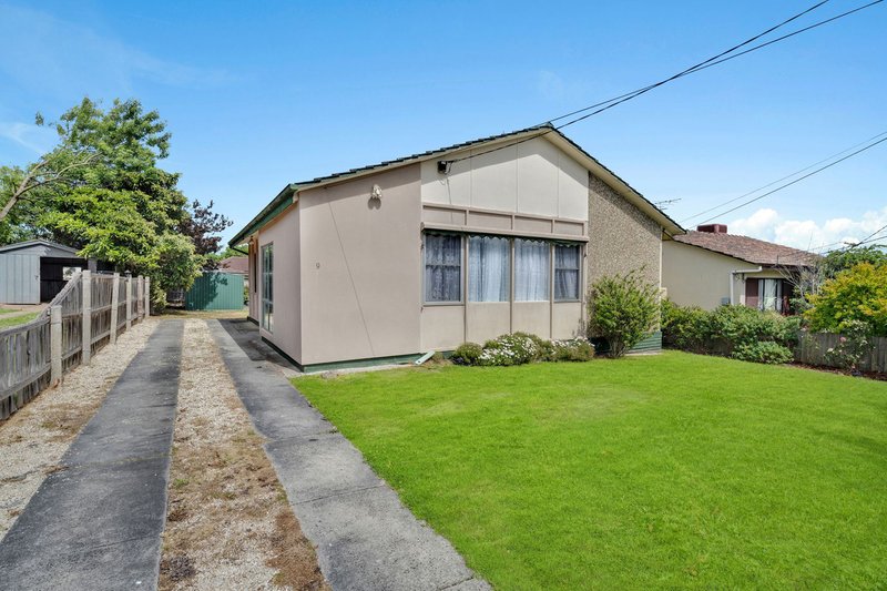 Photo - 9 Waratah Street, Doveton VIC 3177 - Image 11