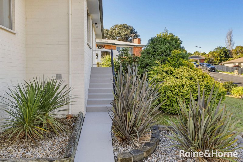 Photo - 9 Waratah Street, Kingston TAS 7050 - Image 3