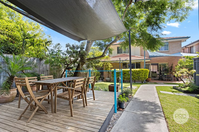 Photo - 9 Waratah Street, Oatley NSW 2223 - Image 2