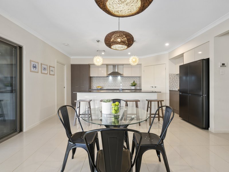 Photo - 9 Water Vine Street, Sapphire Beach NSW 2450 - Image 11