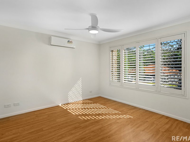 Photo - 9 Watergum Parade, Molendinar QLD 4214 - Image 10