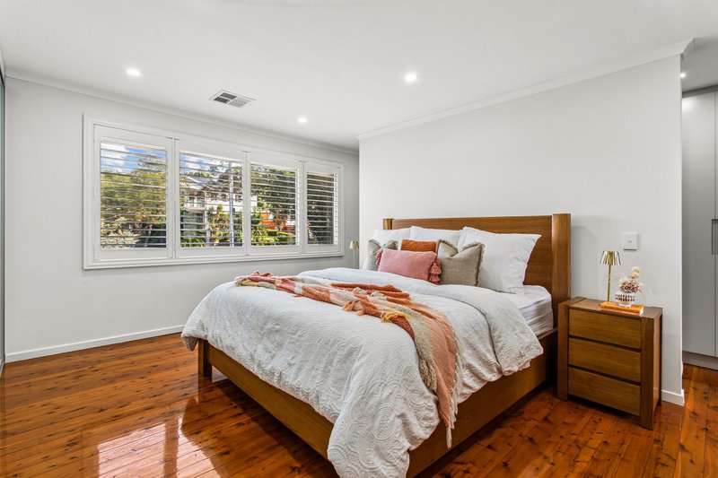 Photo - 9 Waterside Parade, Peakhurst Heights NSW 2210 - Image 10