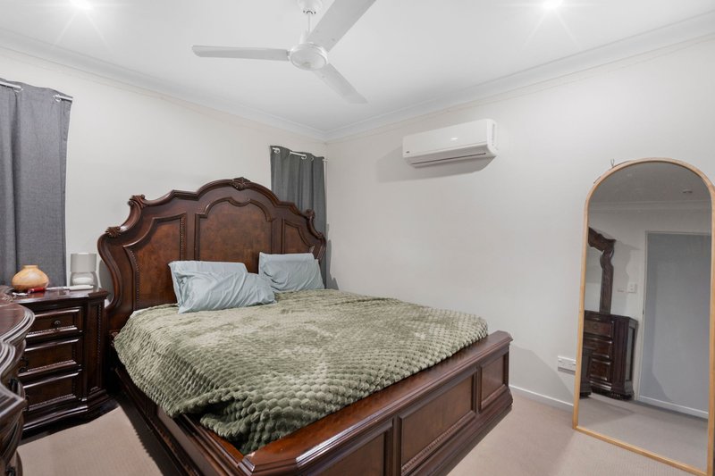 Photo - 9 Wattle Grove, Boronia Heights QLD 4124 - Image 5