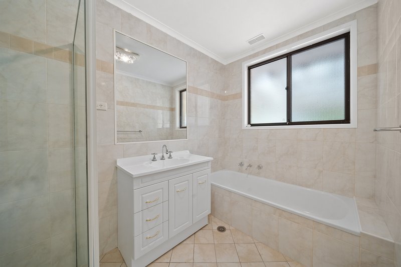 Photo - 9 Weathers Street, Gowrie ACT 2904 - Image 6