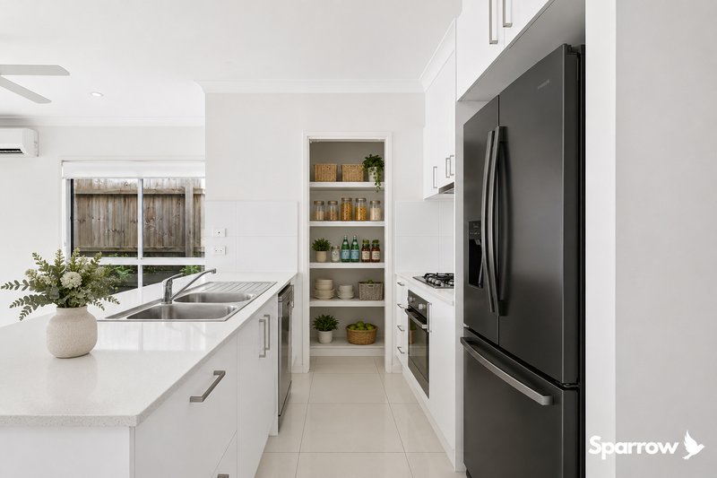 Photo - 9 Wedgetail Street, Bahrs Scrub QLD 4207 - Image 3