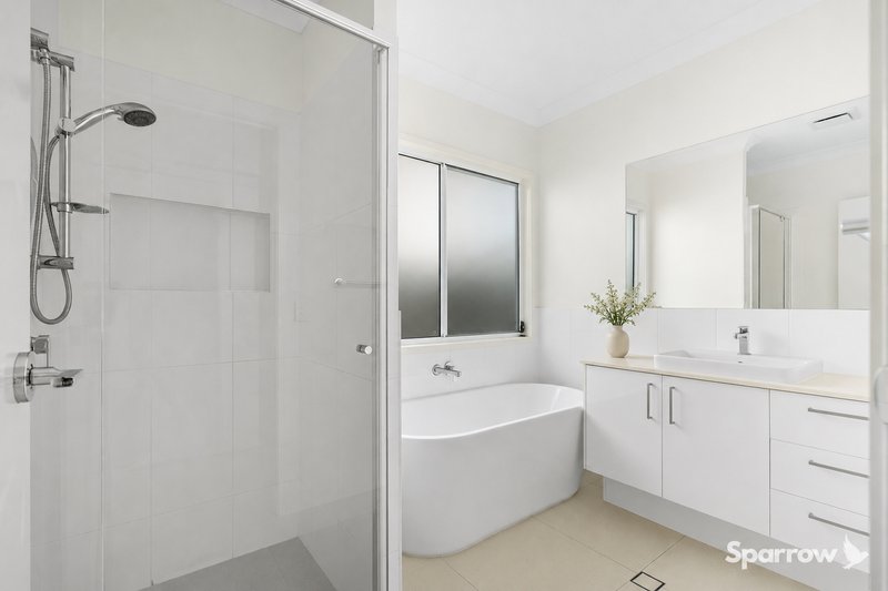 Photo - 9 Wedgetail Street, Bahrs Scrub QLD 4207 - Image 11