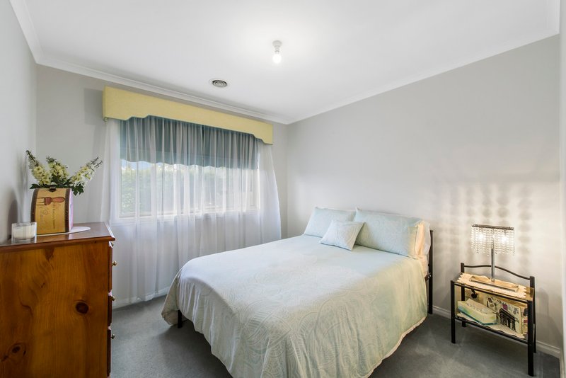 Photo - 9 Wellington Drive, Hillside VIC 3037 - Image 11