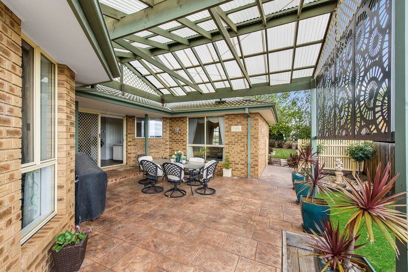 Photo - 9 Wellington Drive, Hillside VIC 3037 - Image 13