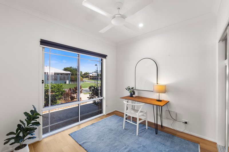 Photo - 9 Wellington Road, Murrumba Downs QLD 4503 - Image 5