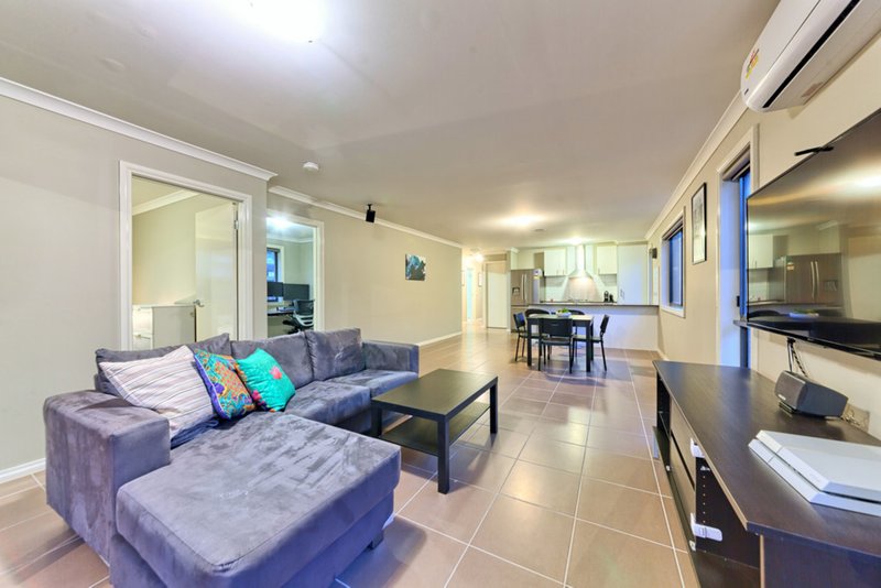 Photo - 9 Wells Road, Point Cook VIC 3030 - Image 7