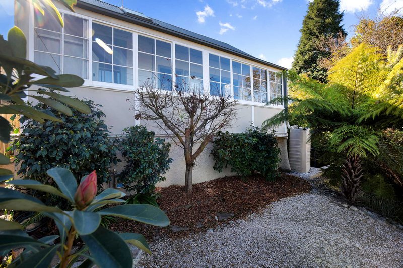 Photo - 9 Wells Street, Katoomba NSW 2780 - Image 2