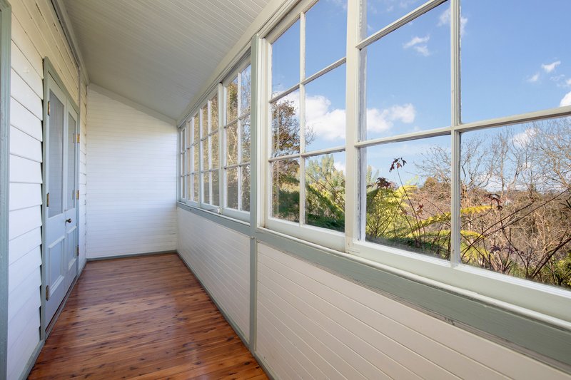 Photo - 9 Wells Street, Katoomba NSW 2780 - Image 3