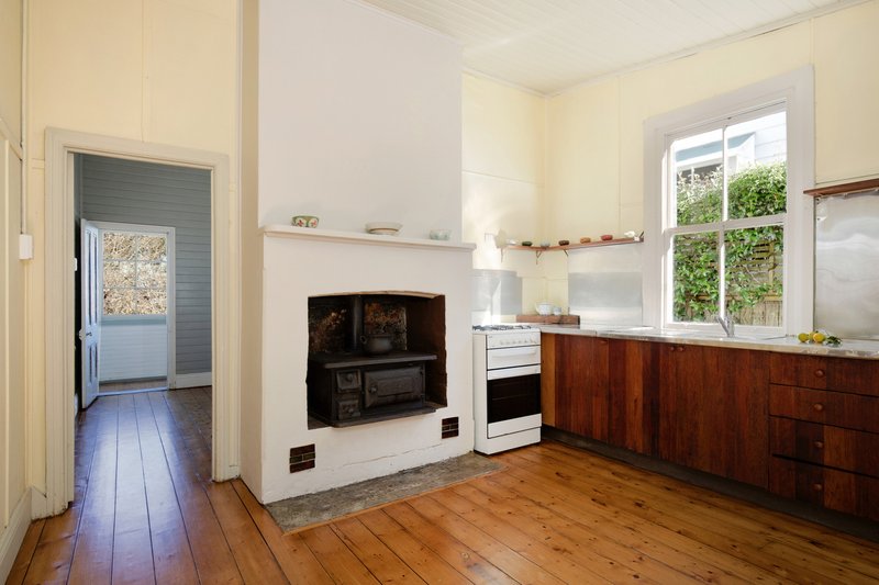 Photo - 9 Wells Street, Katoomba NSW 2780 - Image 8