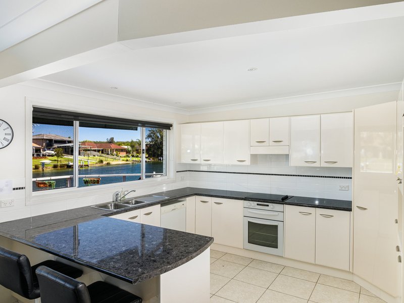 Photo - 9 Whimbrel Drive, Sussex Inlet NSW 2540 - Image 4