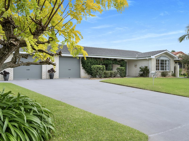 Photo - 9 Whimbrel Drive, Sussex Inlet NSW 2540 - Image 5