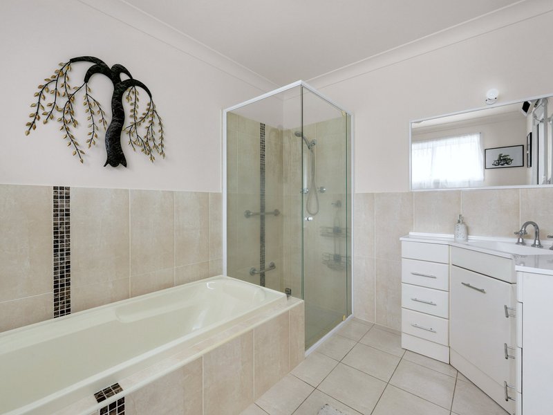 Photo - 9 Whimbrel Drive, Sussex Inlet NSW 2540 - Image 8