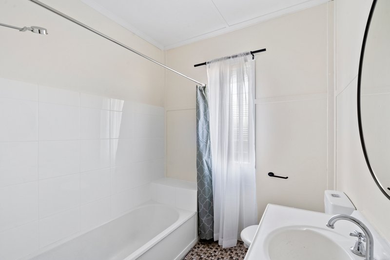 Photo - 9 Whittingham Street, Acacia Ridge QLD 4110 - Image 4