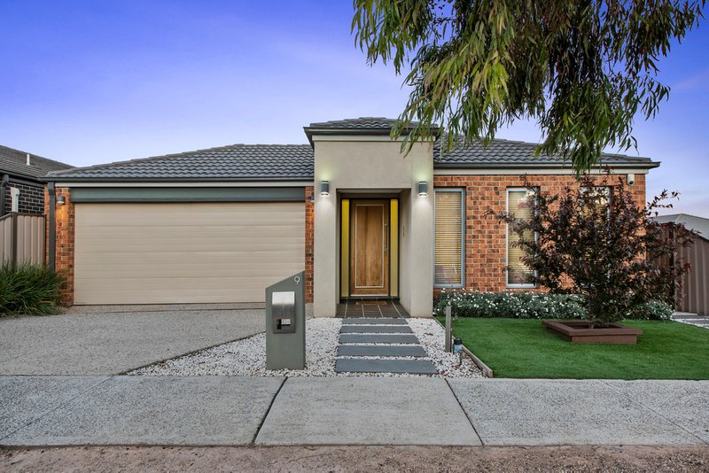 9 Wilkins Crescent, Burnside Heights VIC 3023