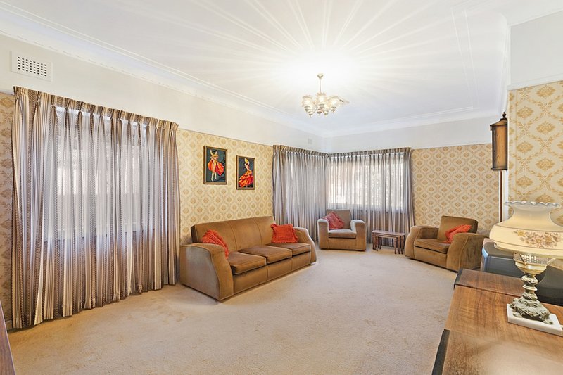 Photo - 9 Wilkins Street, Yagoona NSW 2199 - Image 2