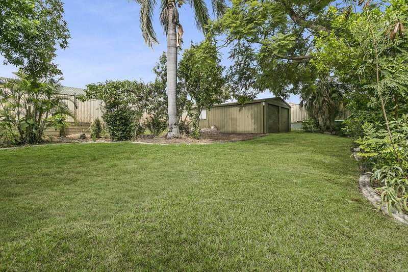 Photo - 9 Willow Street, Albany Creek QLD 4035 - Image 2