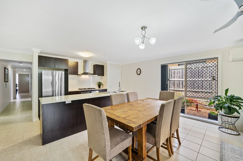 Photo - 9 Wollumbin Crescent, Waterford QLD 4133 - Image 5