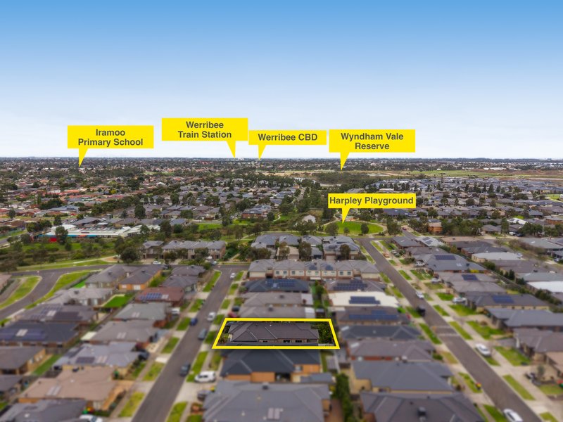 Photo - 9 Wolomina Crescent, Werribee VIC 3030 - Image 16