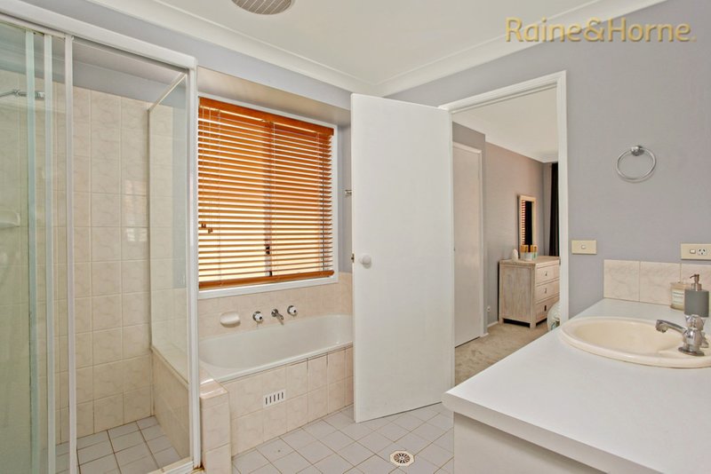 Photo - 9 Woodi Close, Glenmore Park NSW 2745 - Image 5