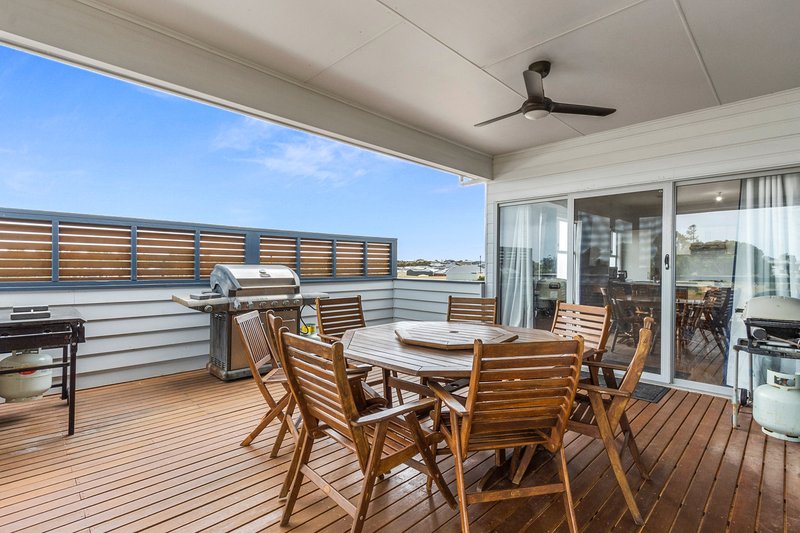 Photo - 9 Woodward Street, Moonta Bay SA 5558 - Image 11