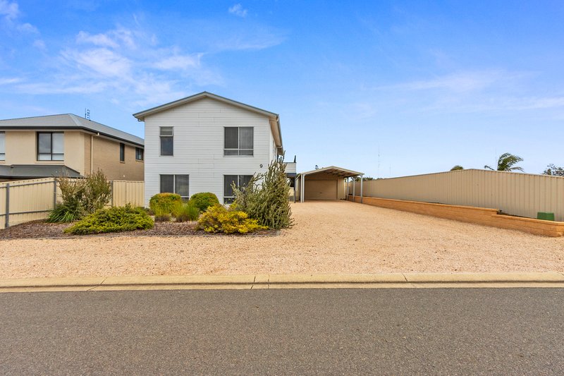 Photo - 9 Woodward Street, Moonta Bay SA 5558 - Image 22